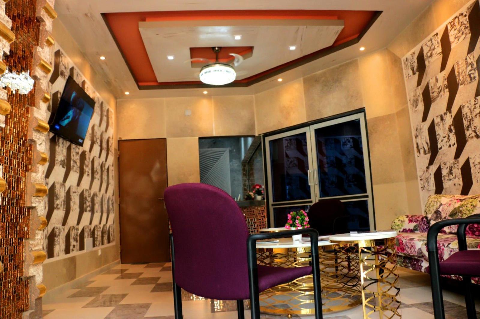 Hotel Laval Abidjan Exterior foto